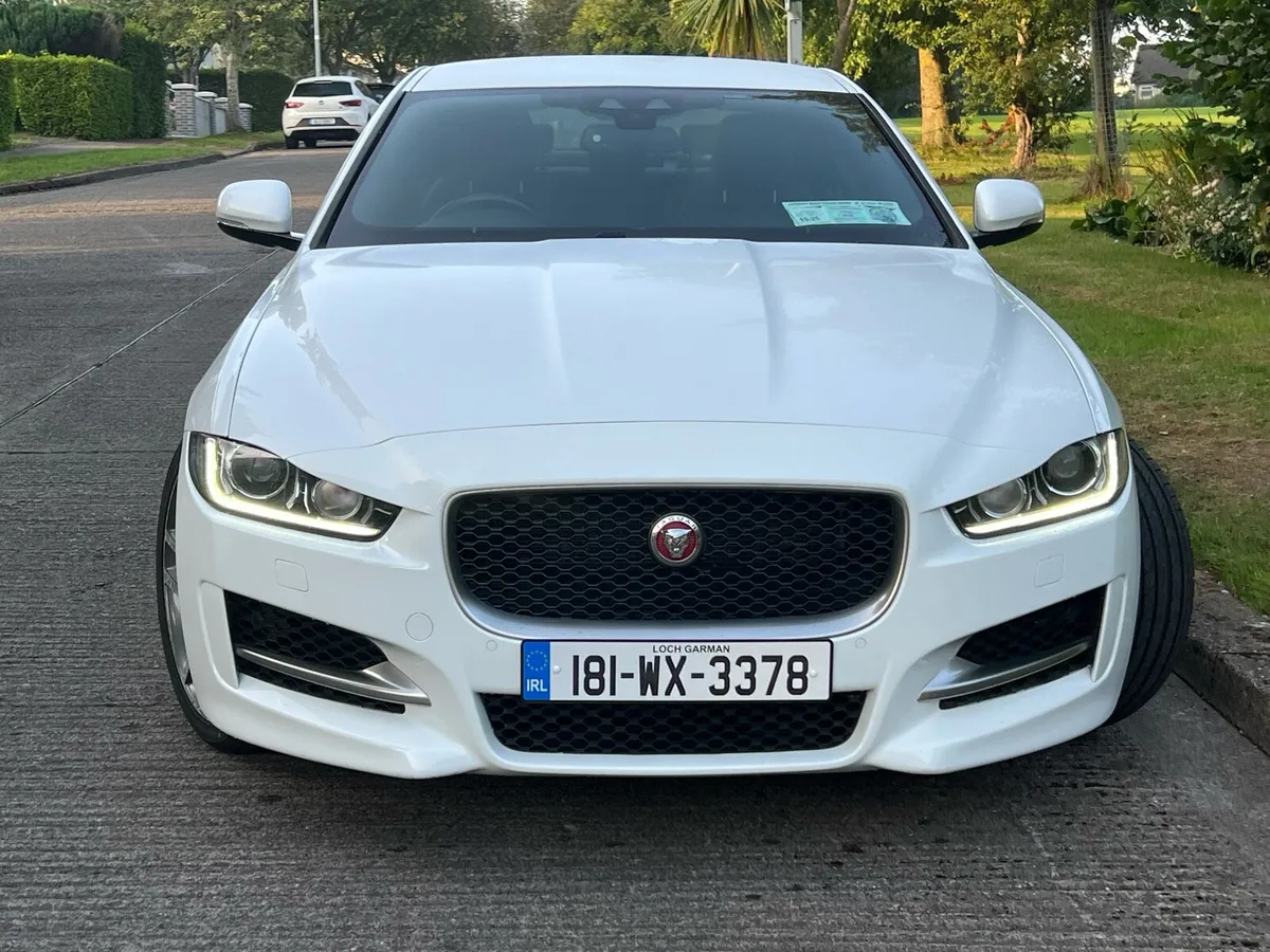 181 JAGUAR XE R-SPORT 2.0 DIESEL AUTOMATIC - Image 2
