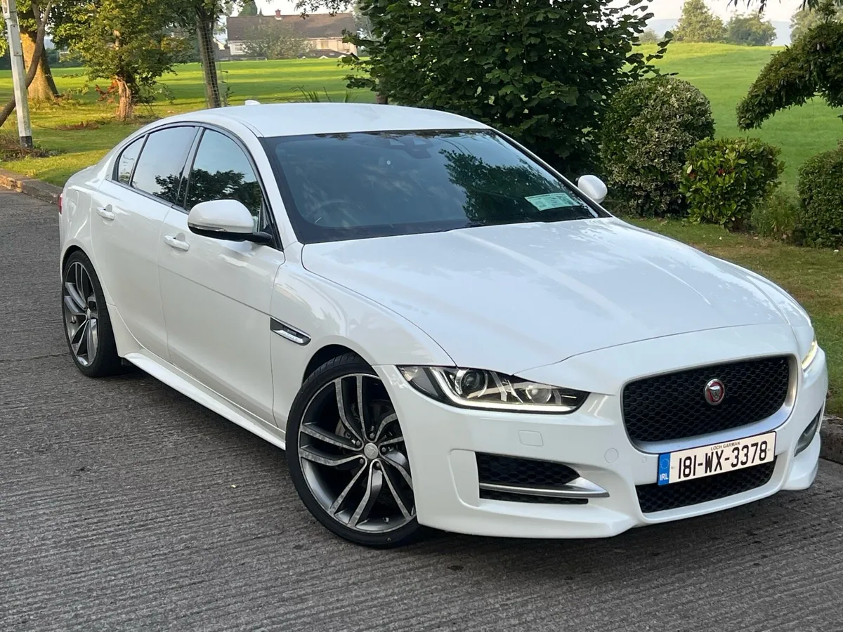 181 JAGUAR XE R-SPORT 2.0 DIESEL AUTOMATIC - Image 3