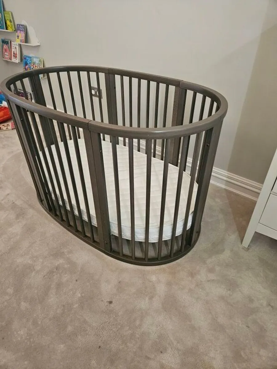 Stokke Sleepi Crib newborn to toddler - Image 3