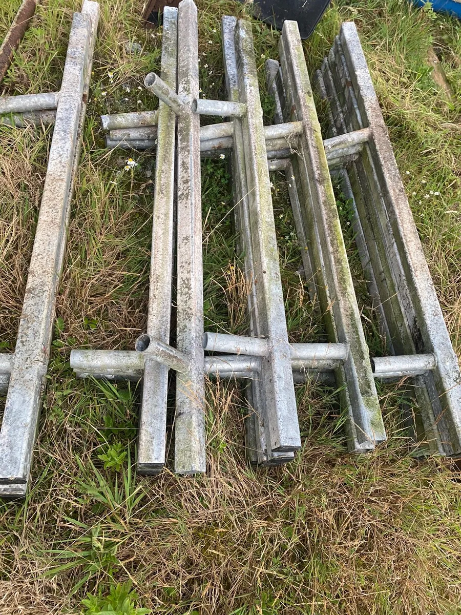 2nd hand Easyfix galvanised posts - Image 2