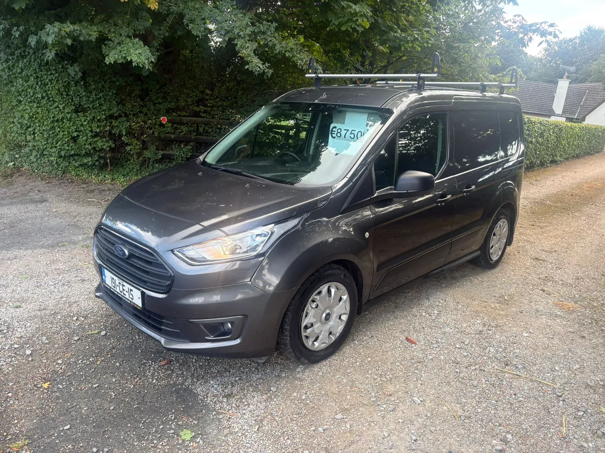 19 Ford Transit connect 3 seater - Image 1