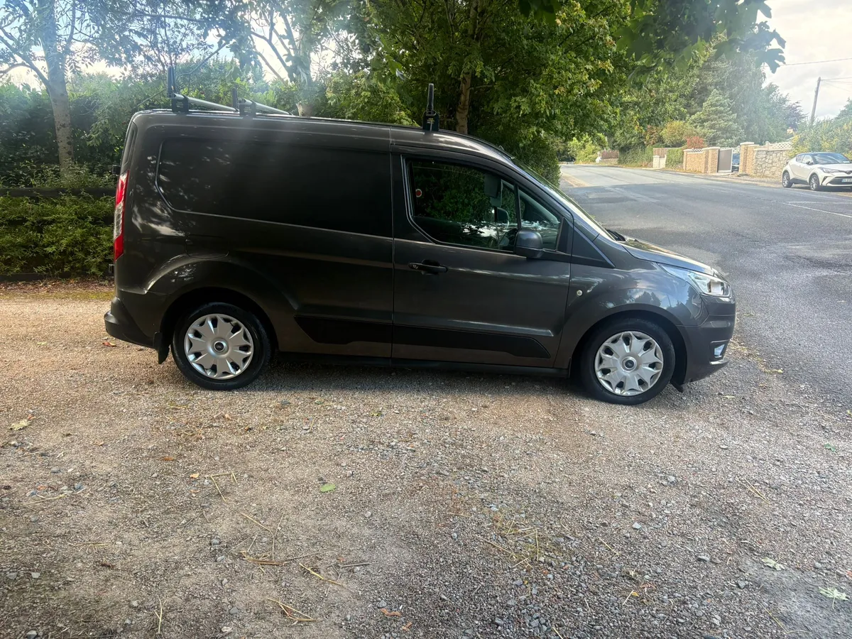 19 Ford Transit connect 3 seater - Image 3