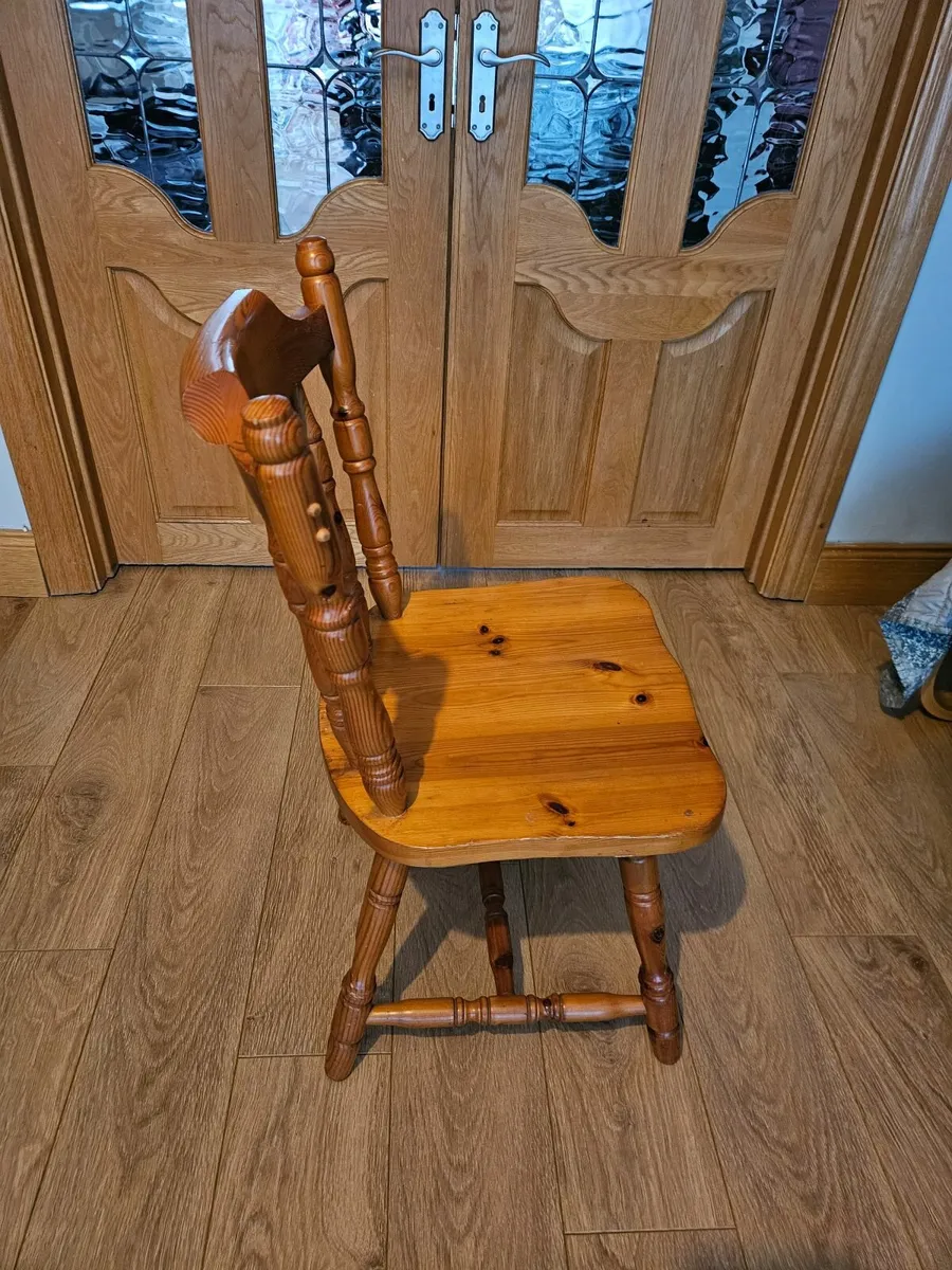 Chairs - Image 4