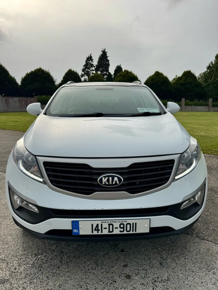 👌Kia Sportage LXES / HIGH SPEC / LOW MILES / Pano - Image 2