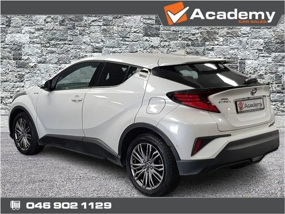 Toyota C-HR 1.8 Hybrid SOL 4DR Auto - Image 3