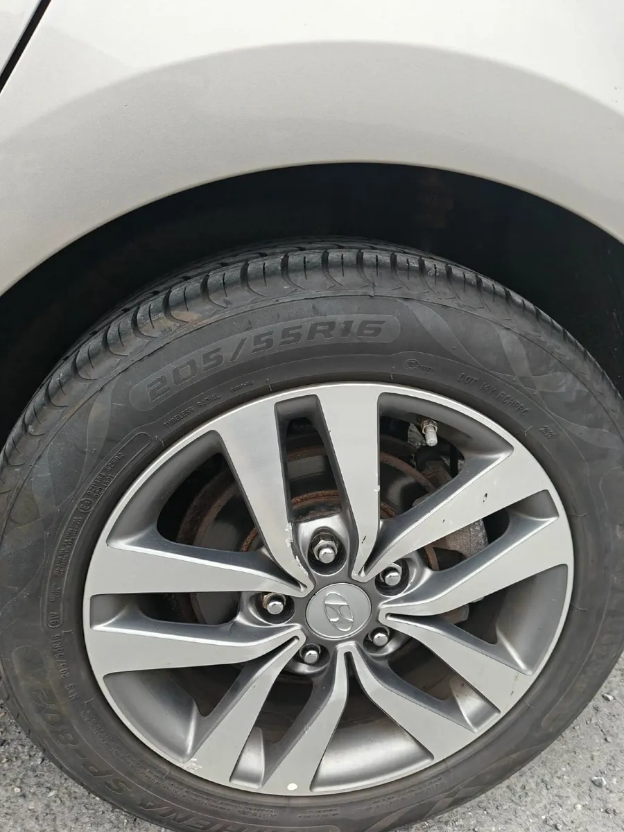 Hyundai i30 2019 - Image 4