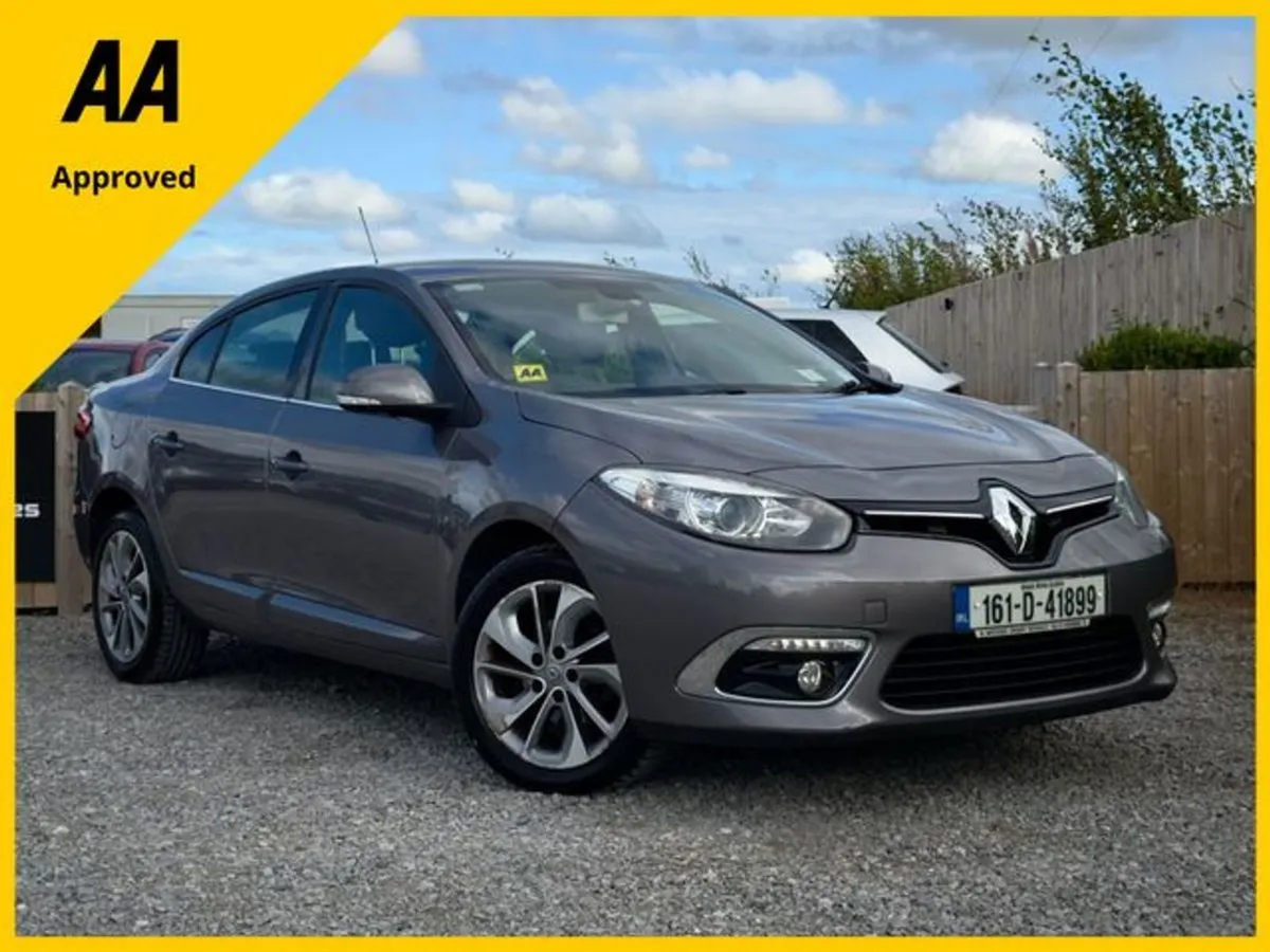 Renault Fluence R-link 1.5 DCI 95 2015 4DR - Image 1