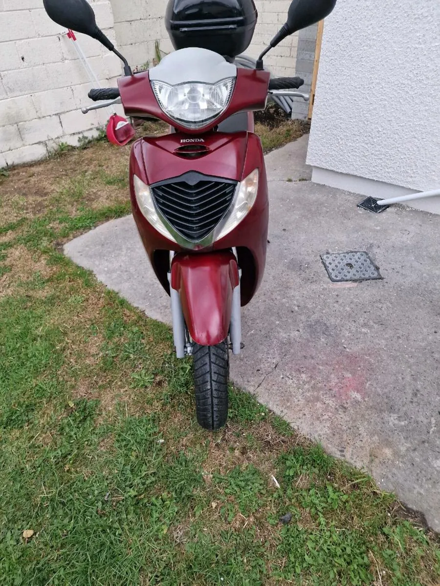 Honda sh 150 - Image 1