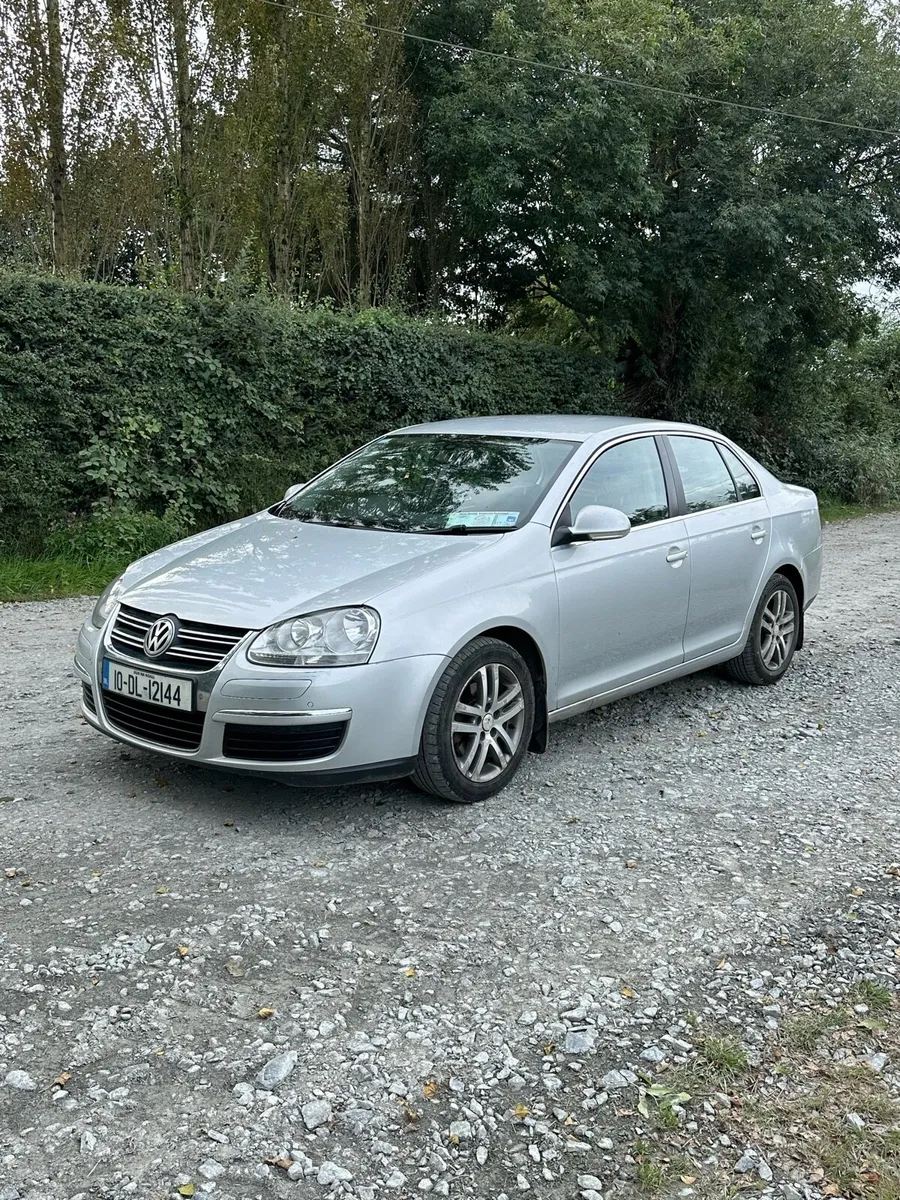 Volkswagen Jetta - Image 1
