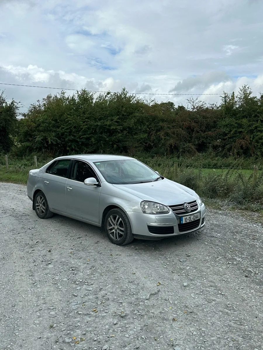 Volkswagen Jetta - Image 3