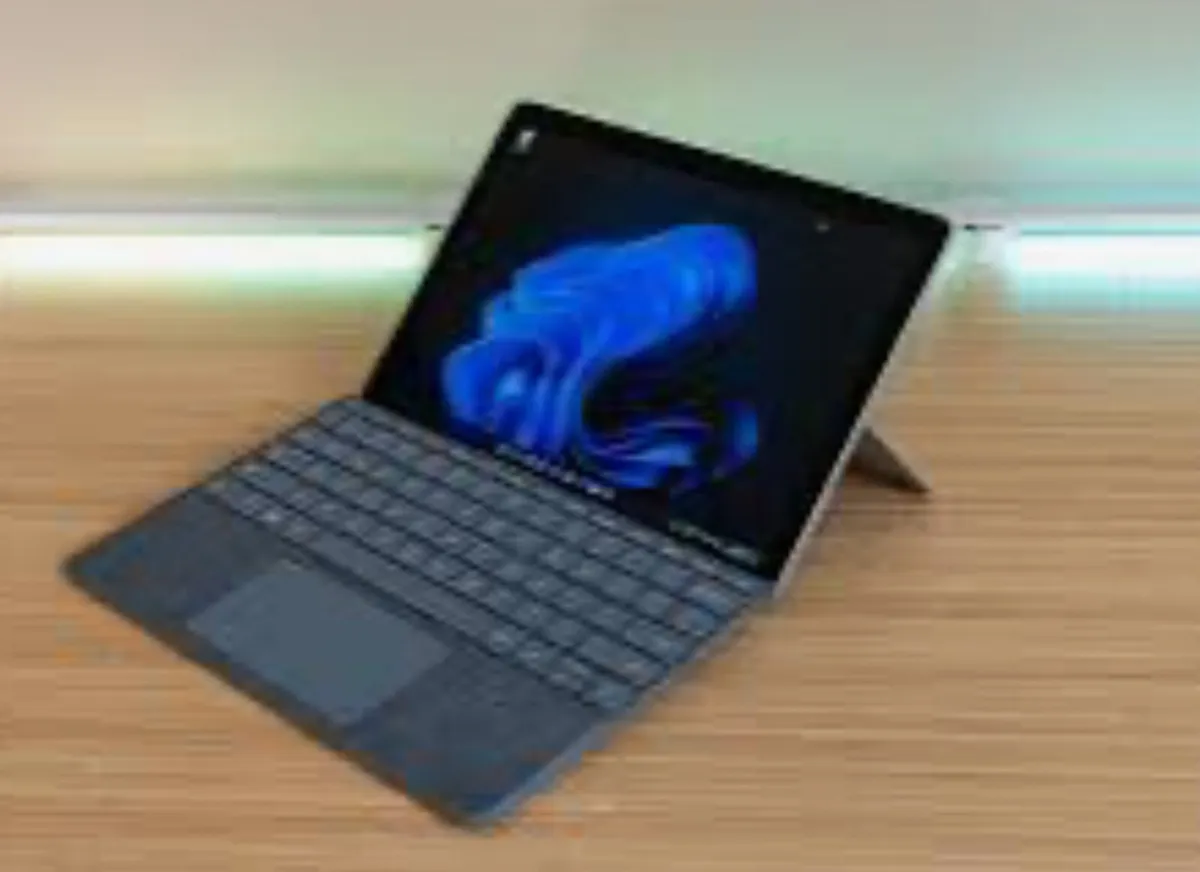 Microsoft Surface Go 3 + case + keyboard - Image 1