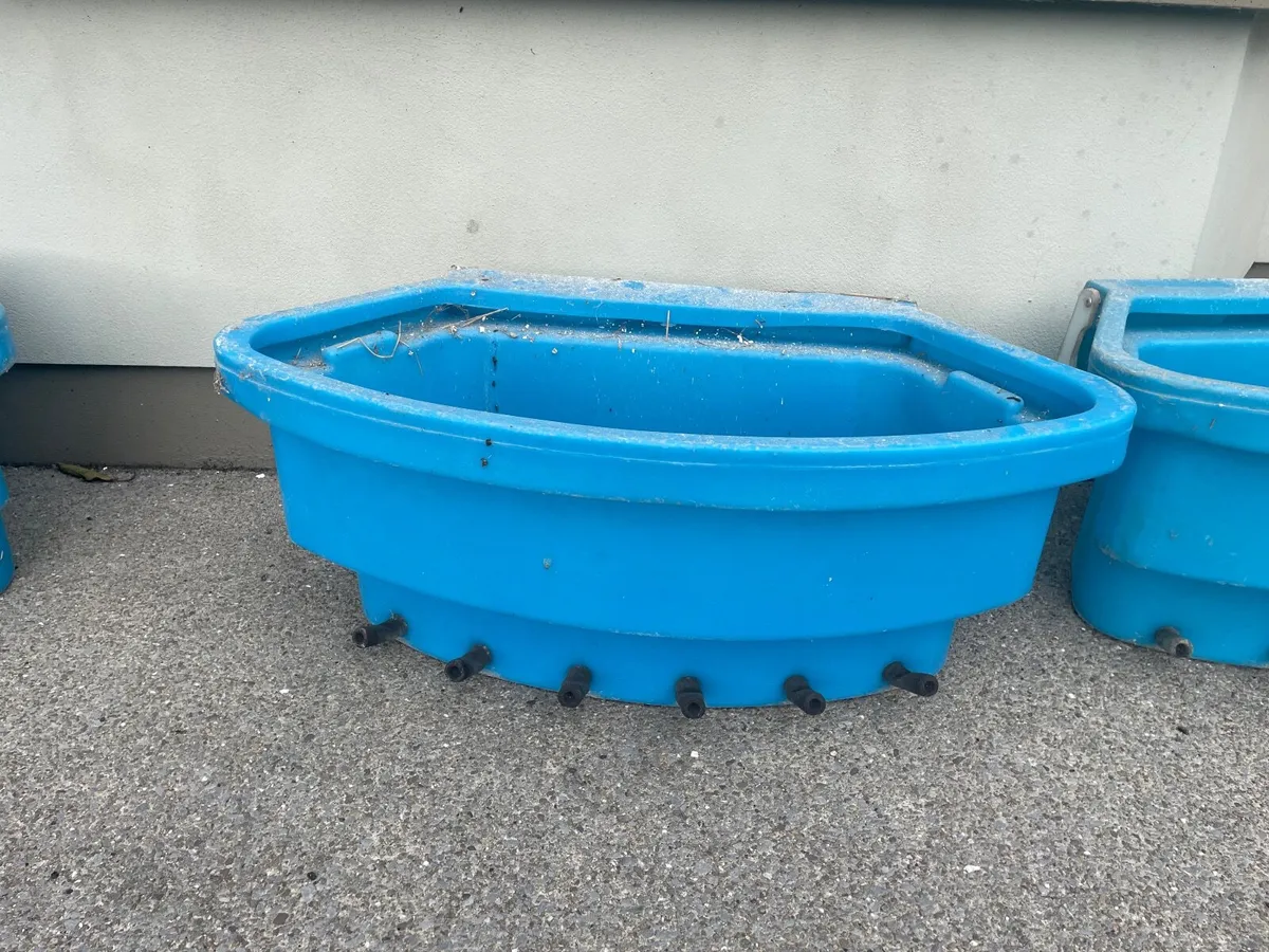 JFC Eazyflow 6 Teat Calf Feeder x3 - Image 4