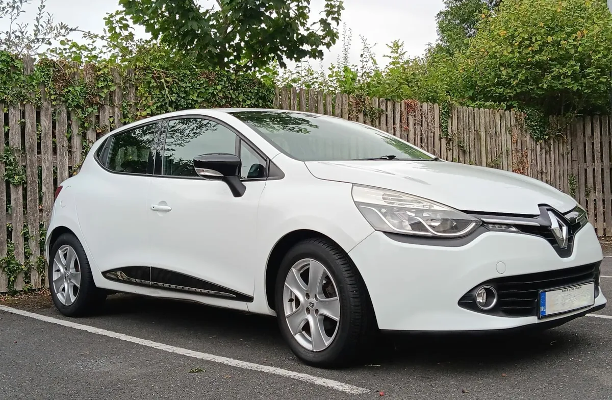 Renault Clio 0.9 Dynamique tce with NCT - Image 3