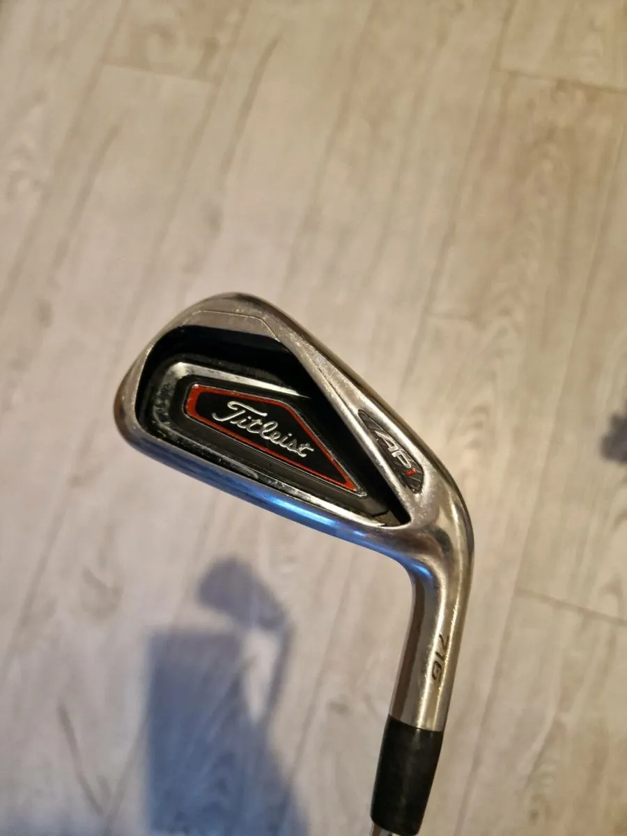 Golf Clubs - Image 1