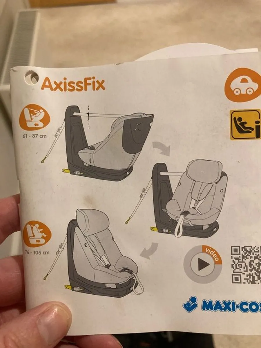 Maxi Cosi Car Seat - Image 3