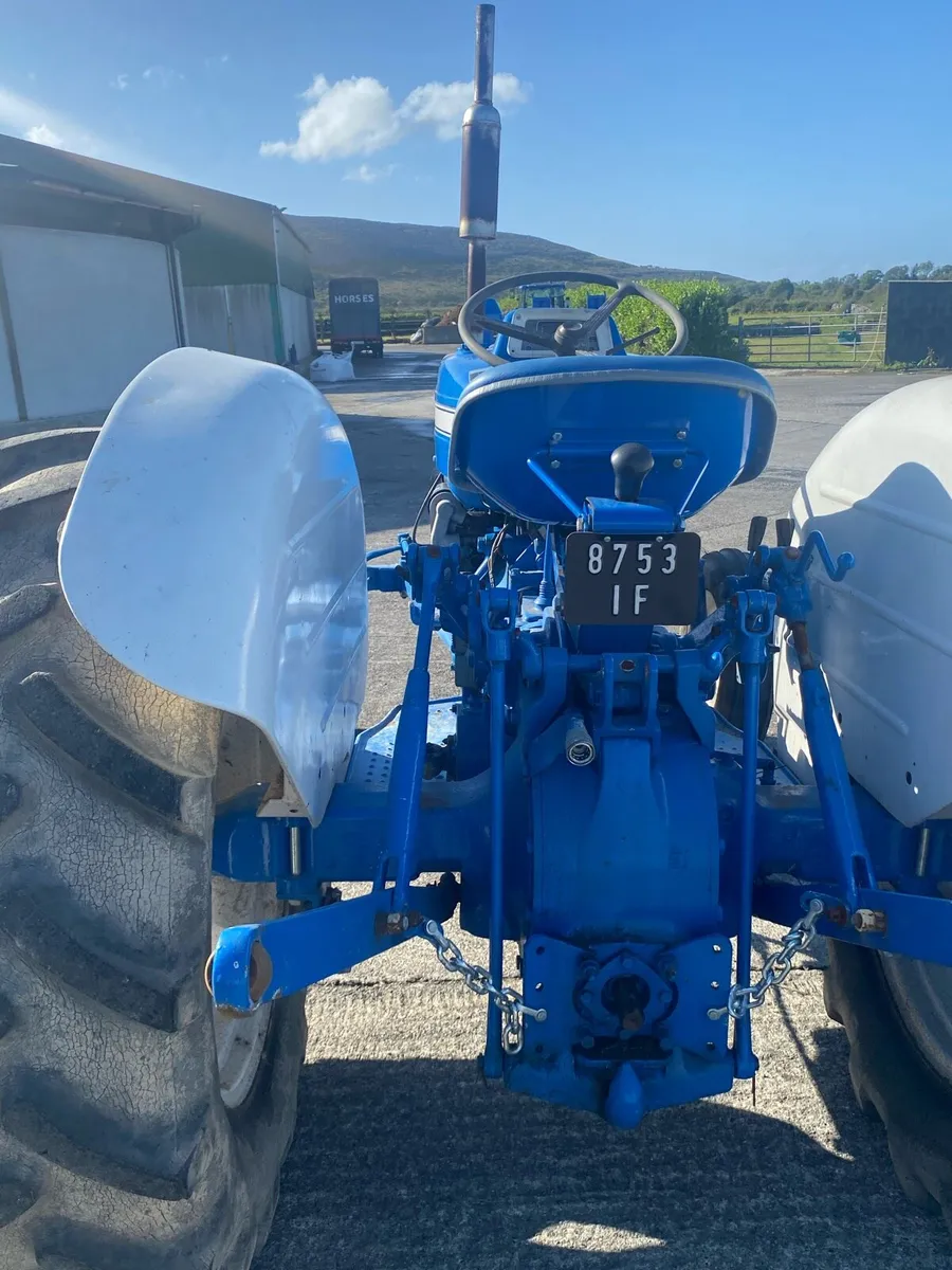 Ford 3000 - Image 3