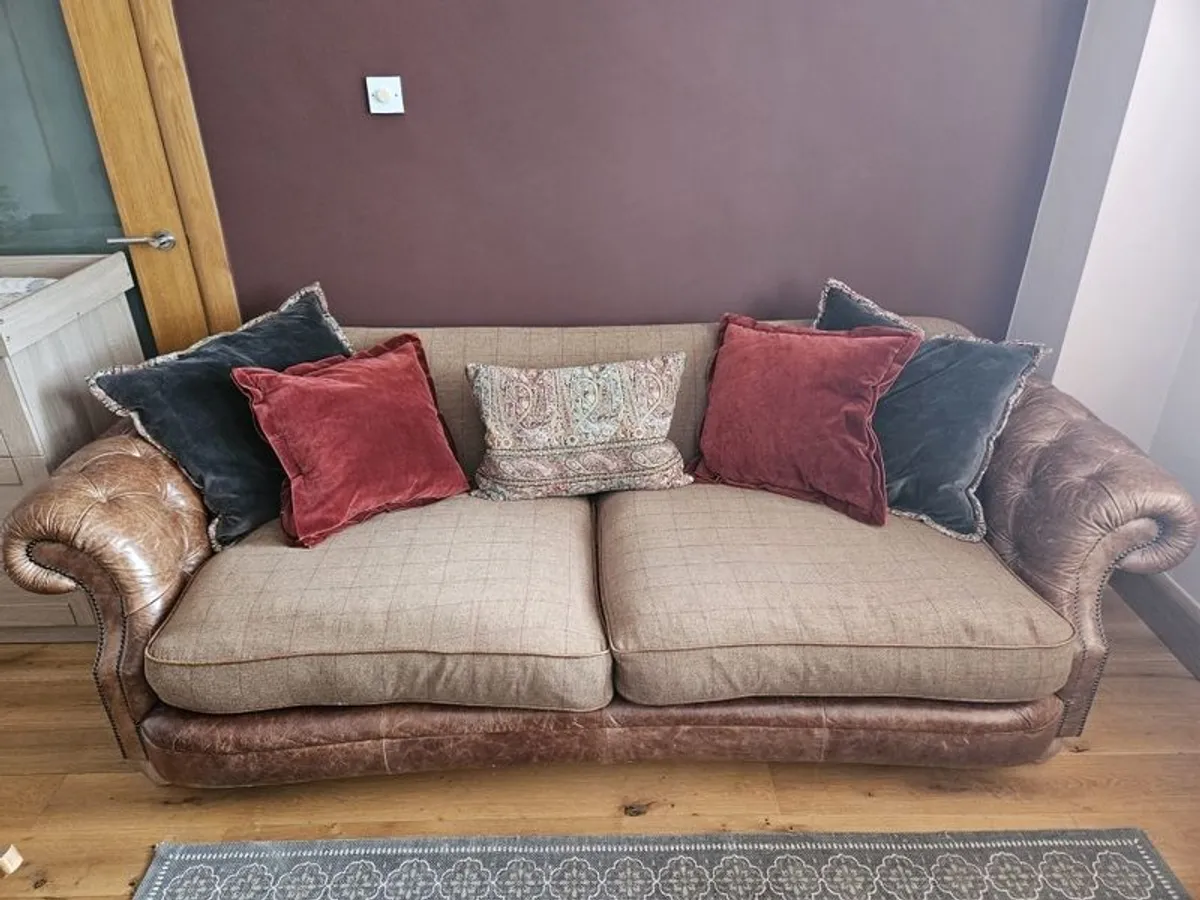 4 Seater Couch - Image 2