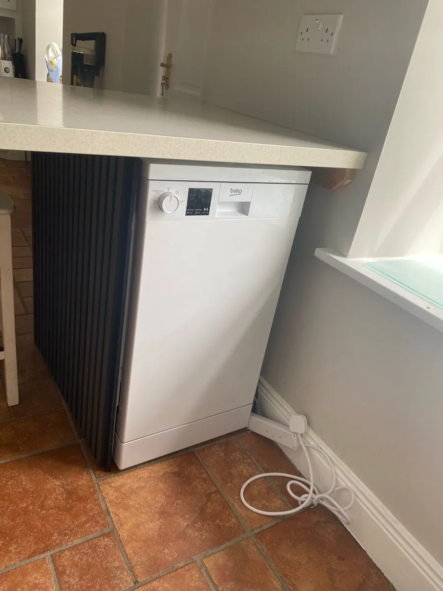 Beko Slimline Dishwasher - Image 1