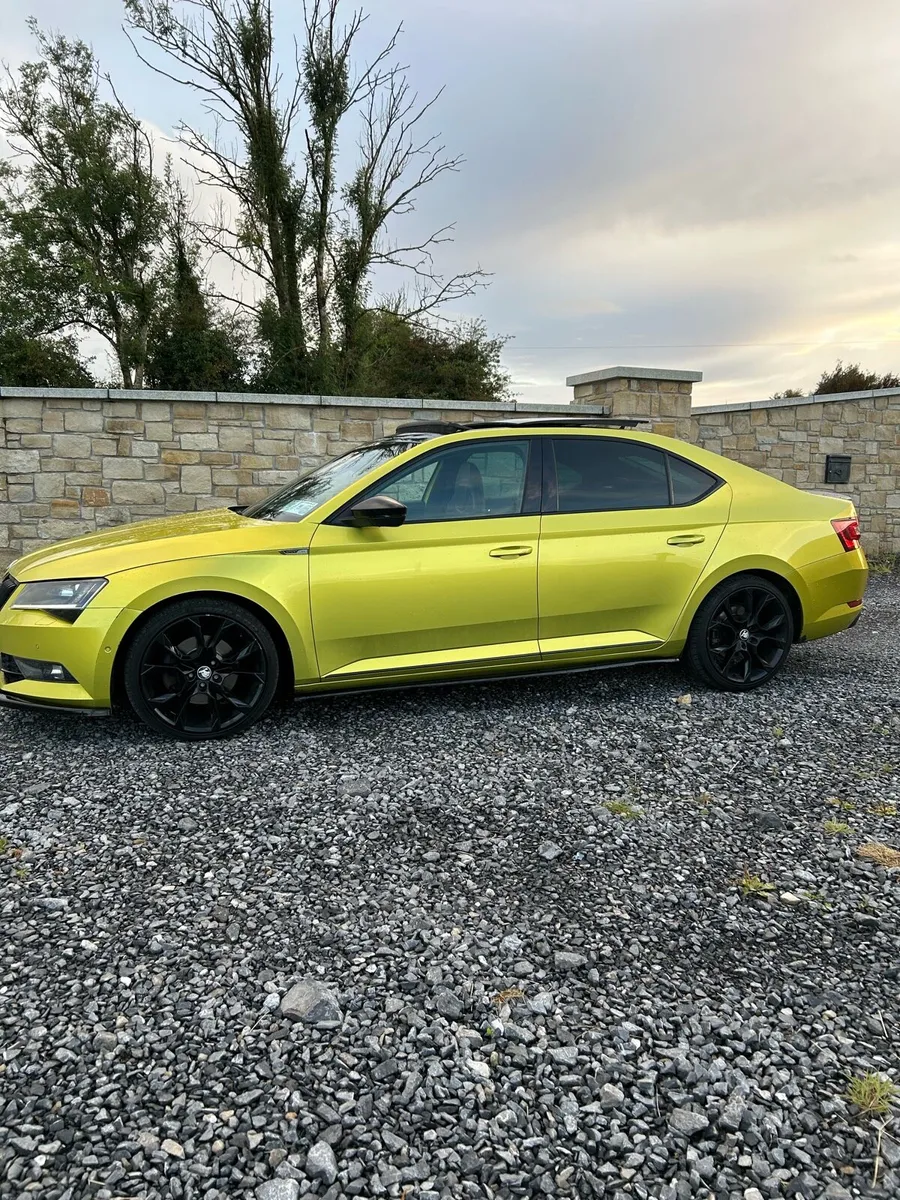 Panroof skoda superb - Image 3