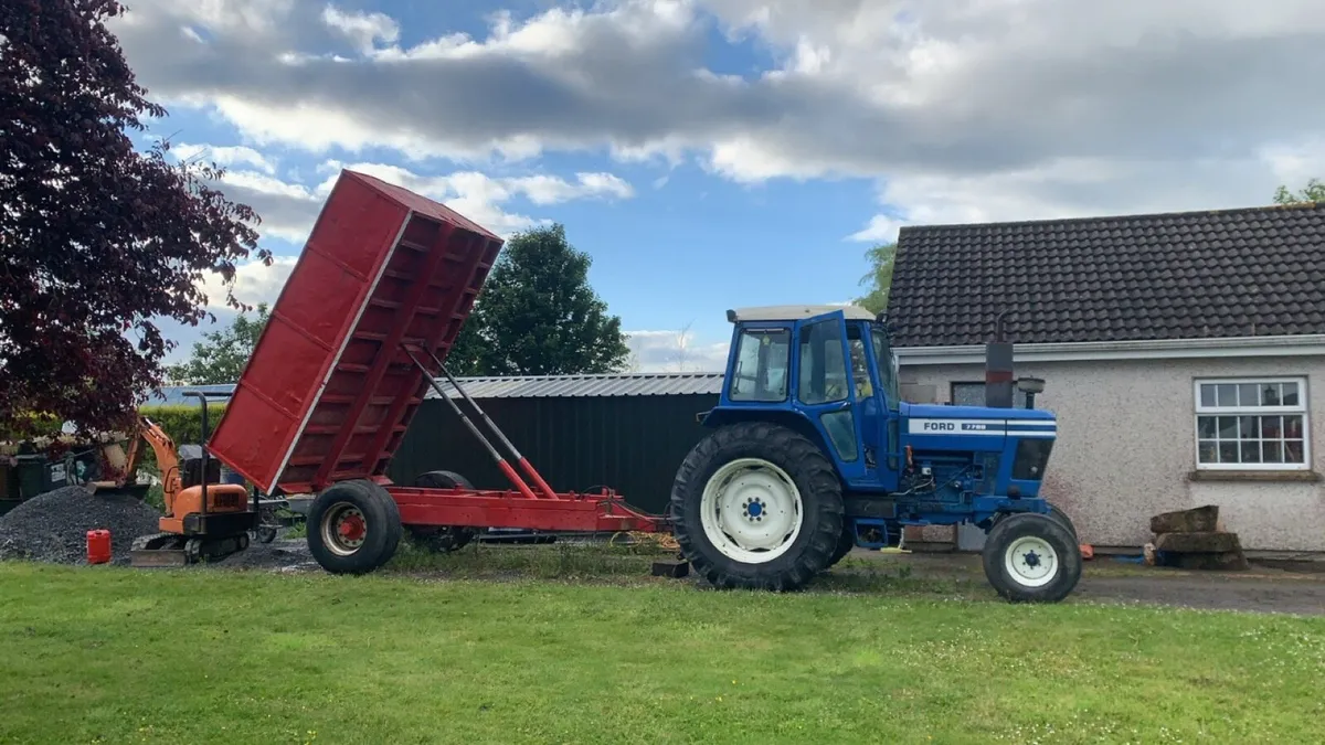 Ford 7700 - Image 3