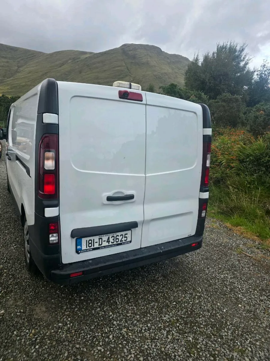 2018 Renault trafic - Image 4