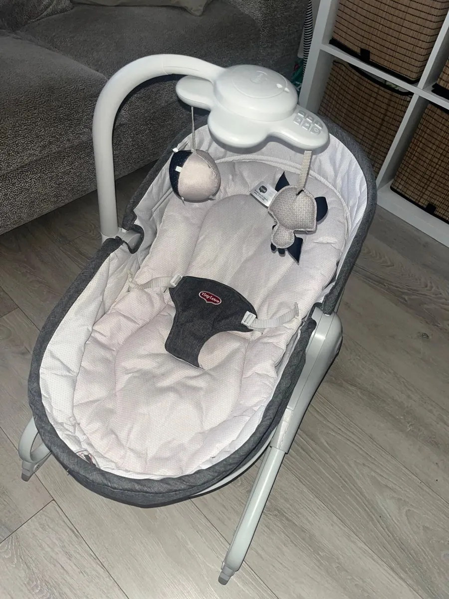 Baby rocker and napper - Image 3