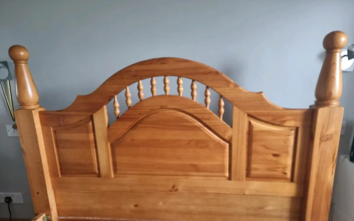 King size Bed - Image 3