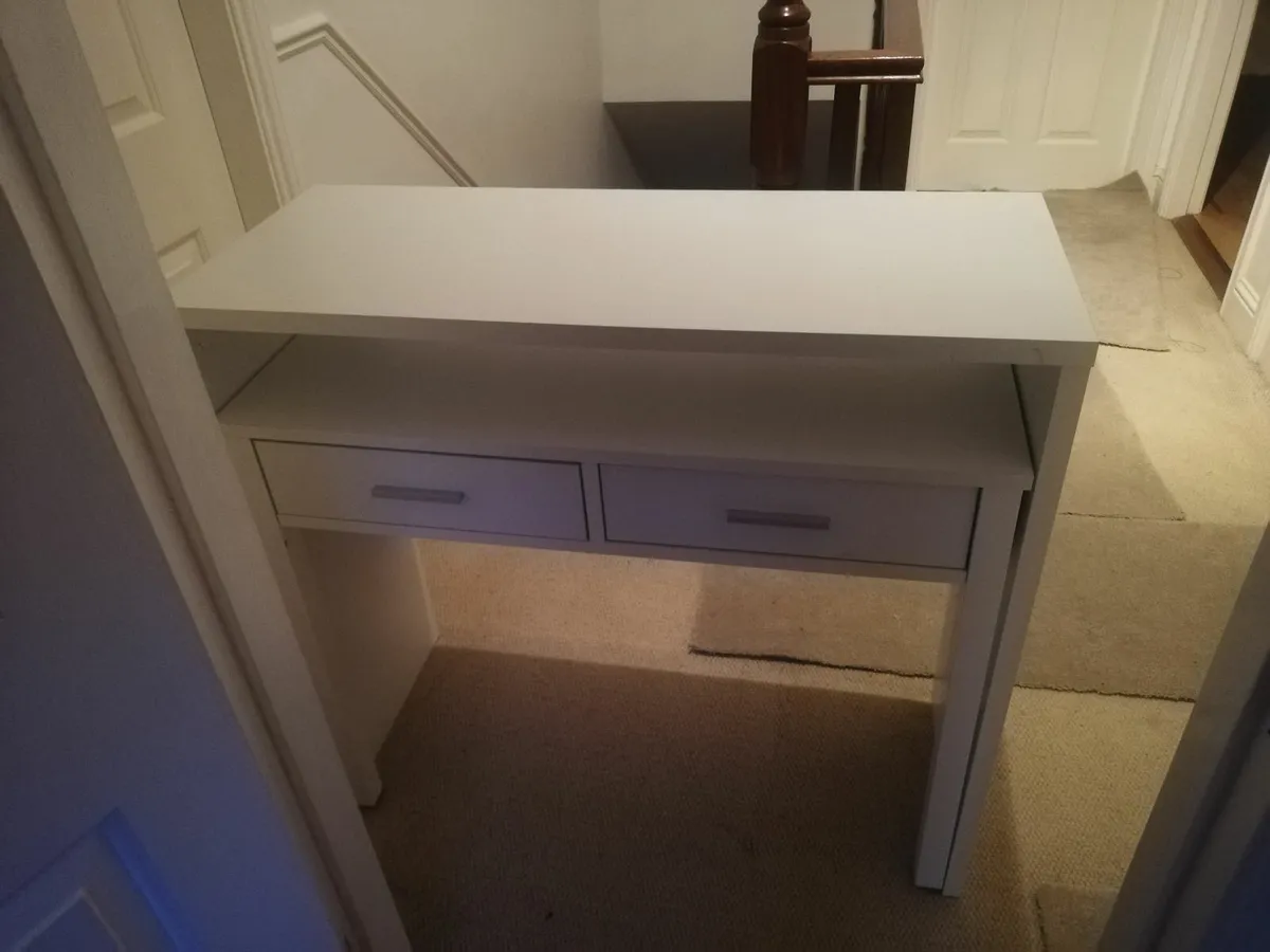 Desk/dressing table - Image 1