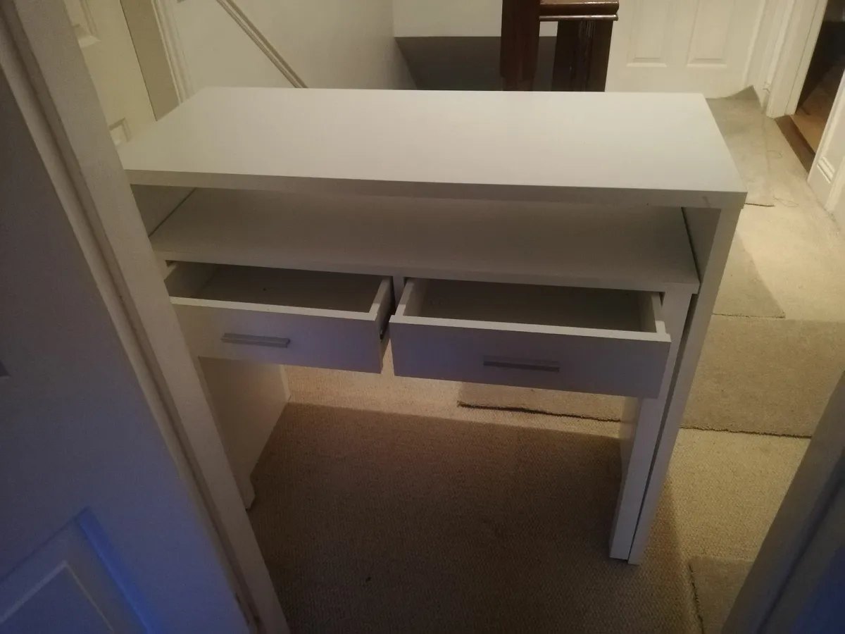 Desk/dressing table - Image 4