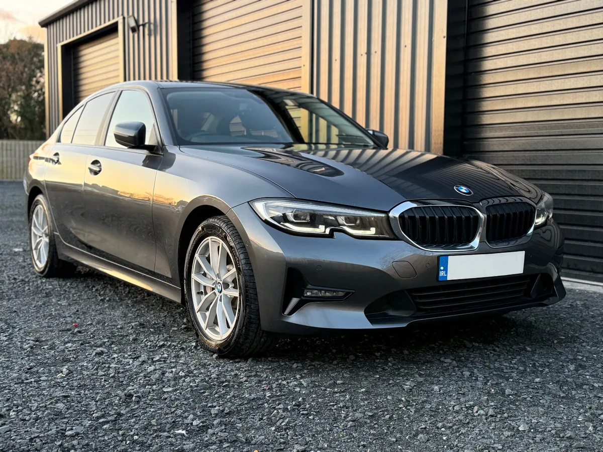 192 Bmw 330e Sport New Model - Image 3
