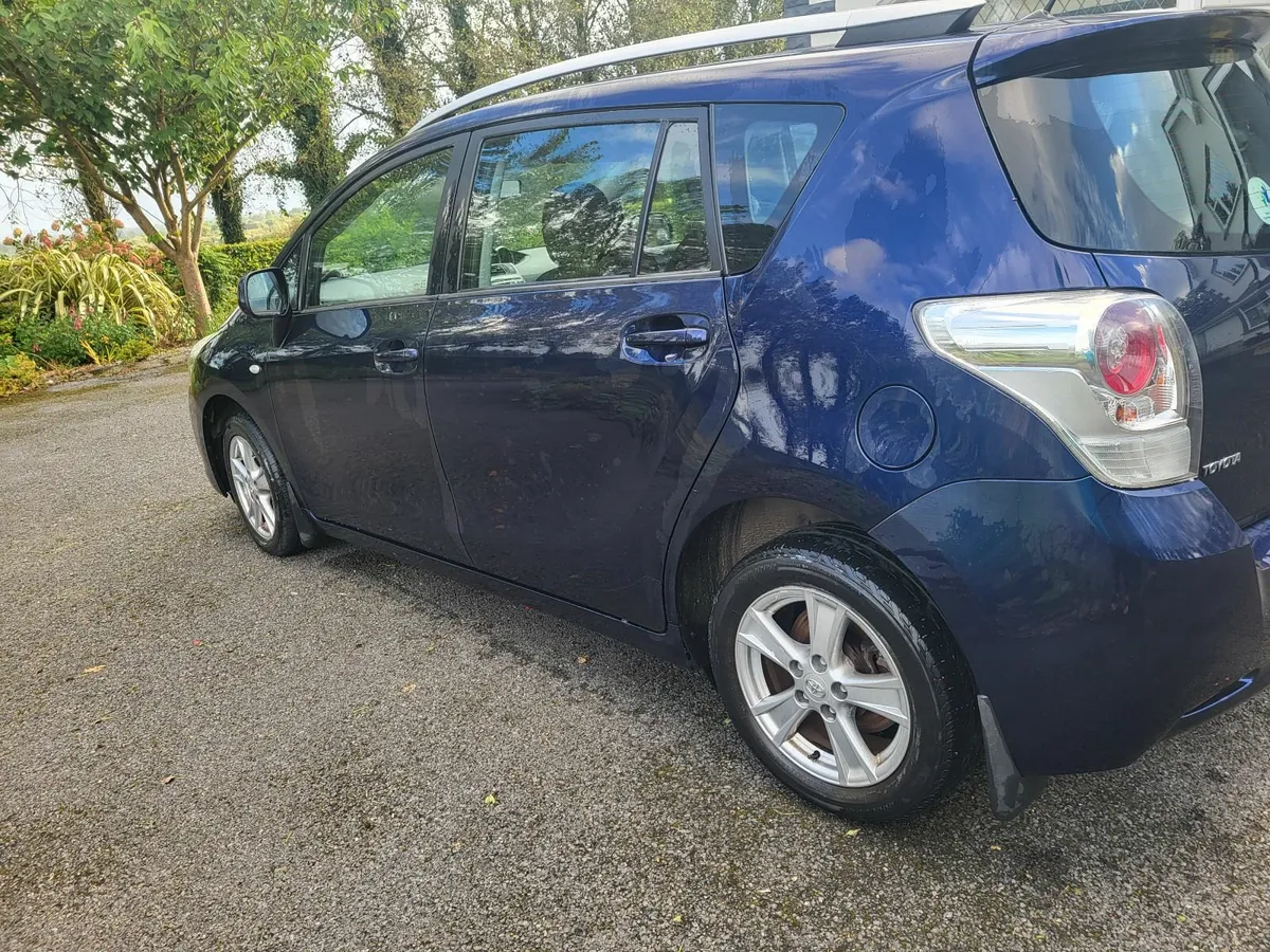 Toyota Verso 2010 - Image 3