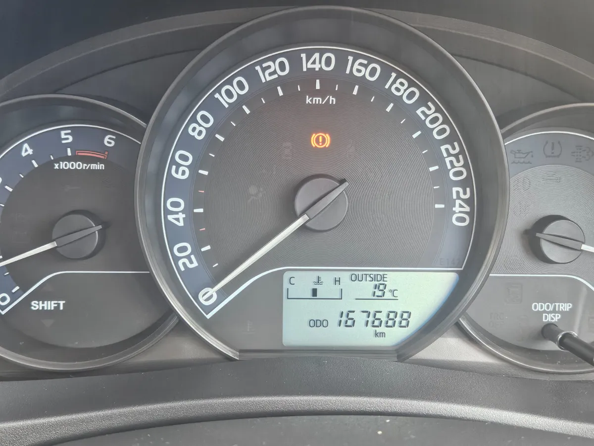 Toyota Auris 2018 D4D - Image 4
