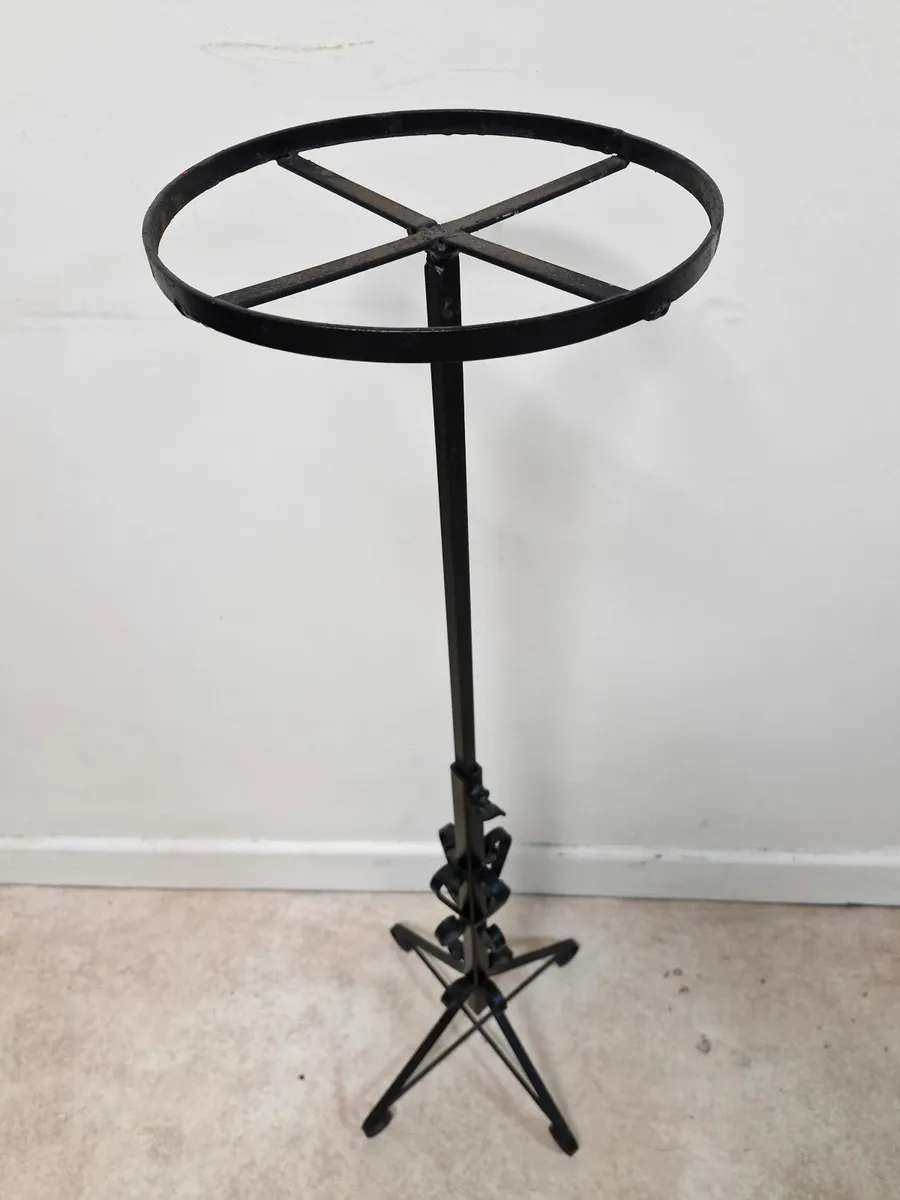 Flower Pot Stand - Image 2