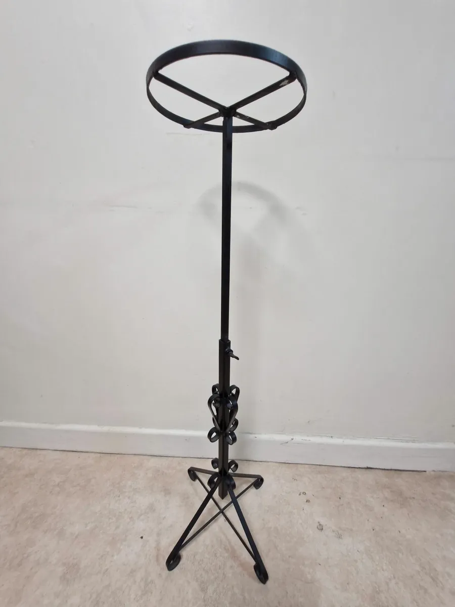Flower Pot Stand - Image 3