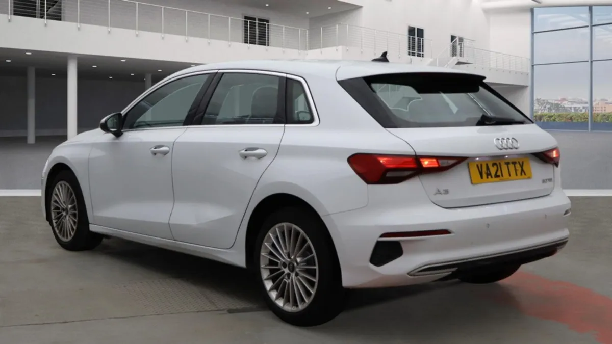 Audi A3 2021 tdi Sport - Image 3
