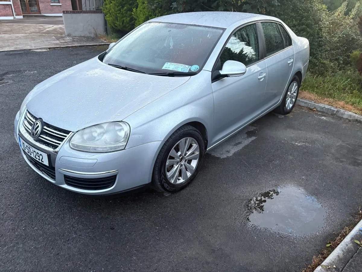 Volkswagen Jetta - Image 2