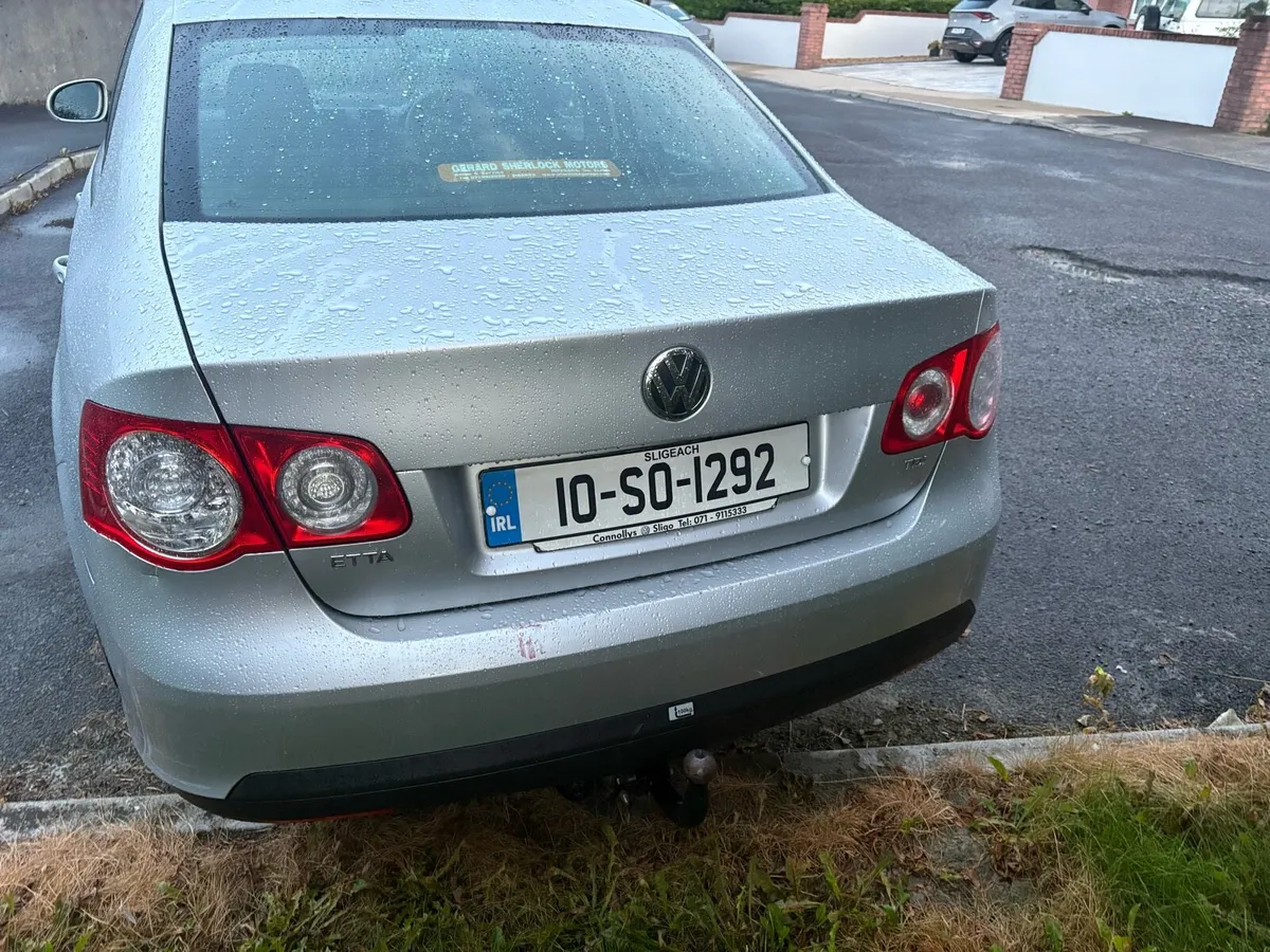 Volkswagen Jetta - Image 4