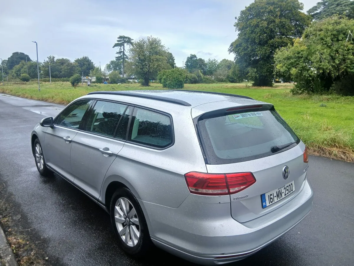 2016 volkswagen passat - Image 4