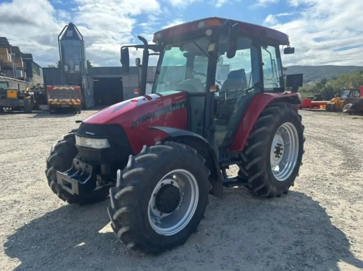 2006 Case JX1100U - Image 2