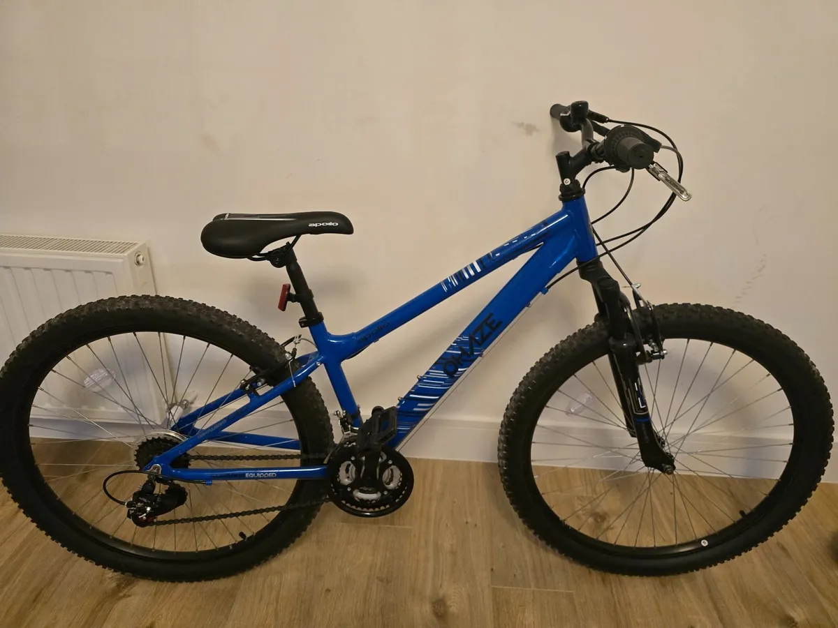 I am selling a mountain bike. - Image 2