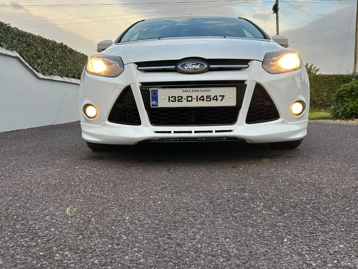 Ford Focus 2013 - Image 3
