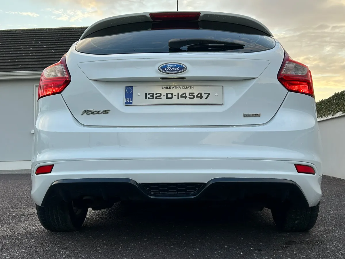 Ford Focus 2013 - Image 4