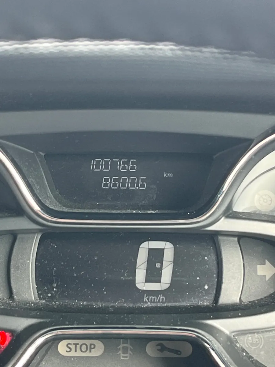Renault Captur 2014 - Image 4