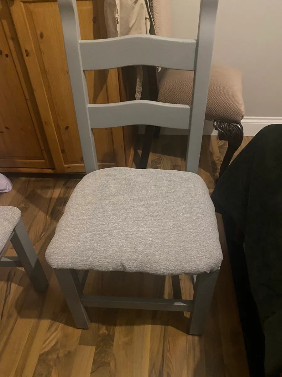 Chairs - Image 3
