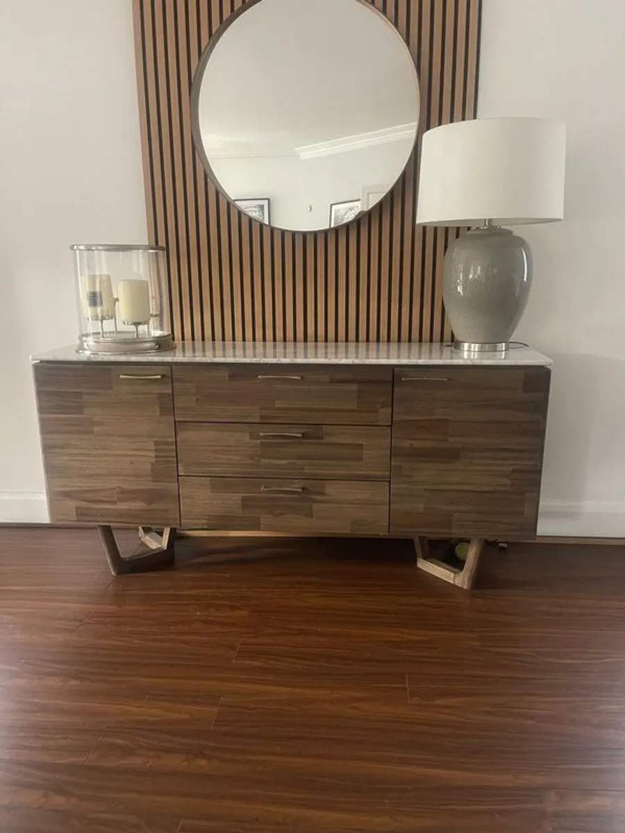 side board table