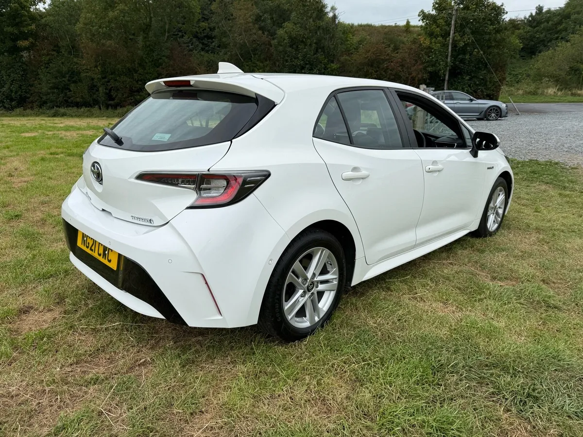2021 Toyota Corolla icon hybrid automatic - Image 2