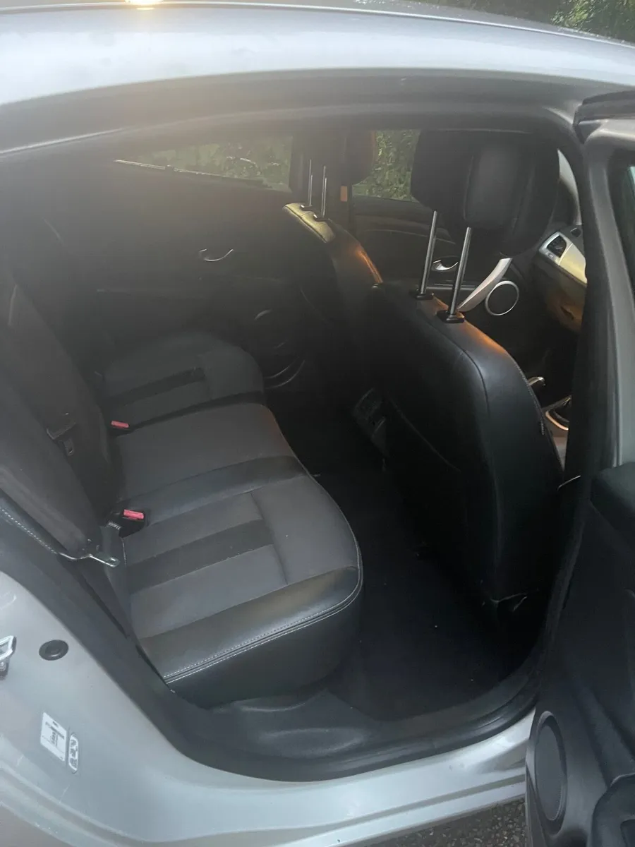 Renault Fluence 2010 - Image 2