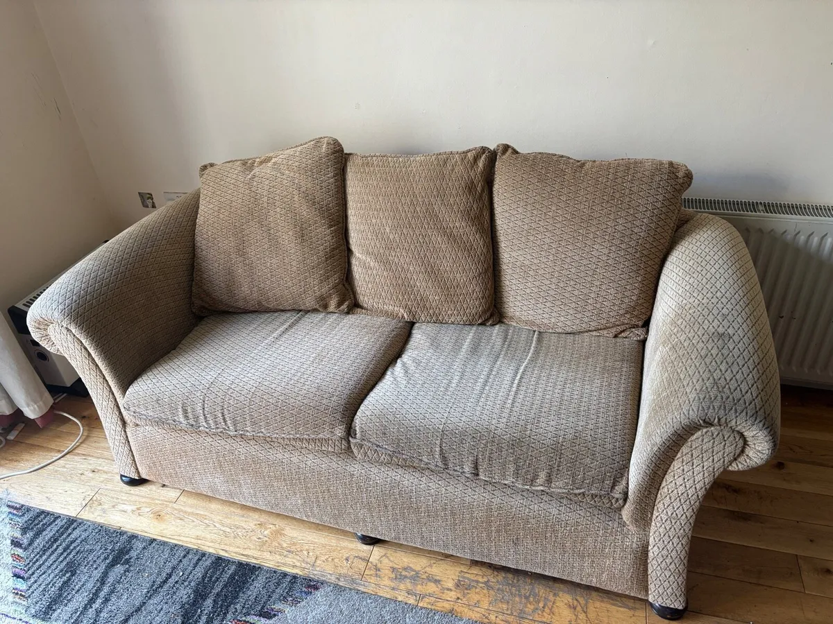 Two Seater Couch - Image 4