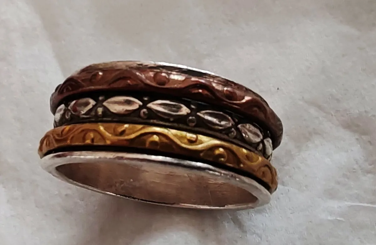 Sterling silver ring - Image 2