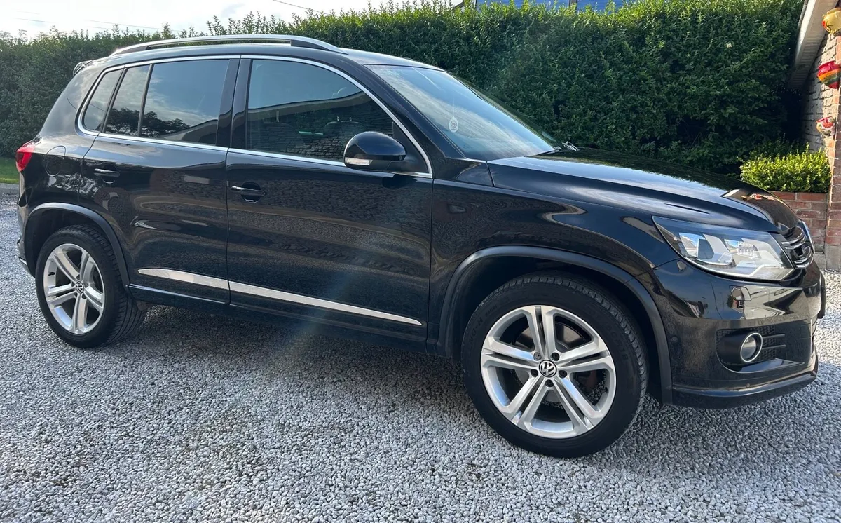 Volkswagen Tiguan 2015 - Image 2